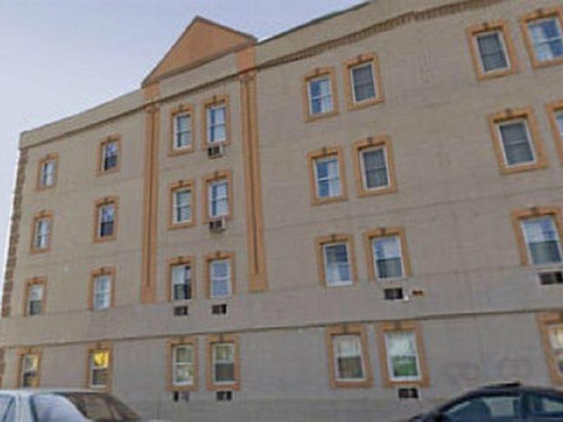 Americas Best Value Inn Dearborn Exterior photo
