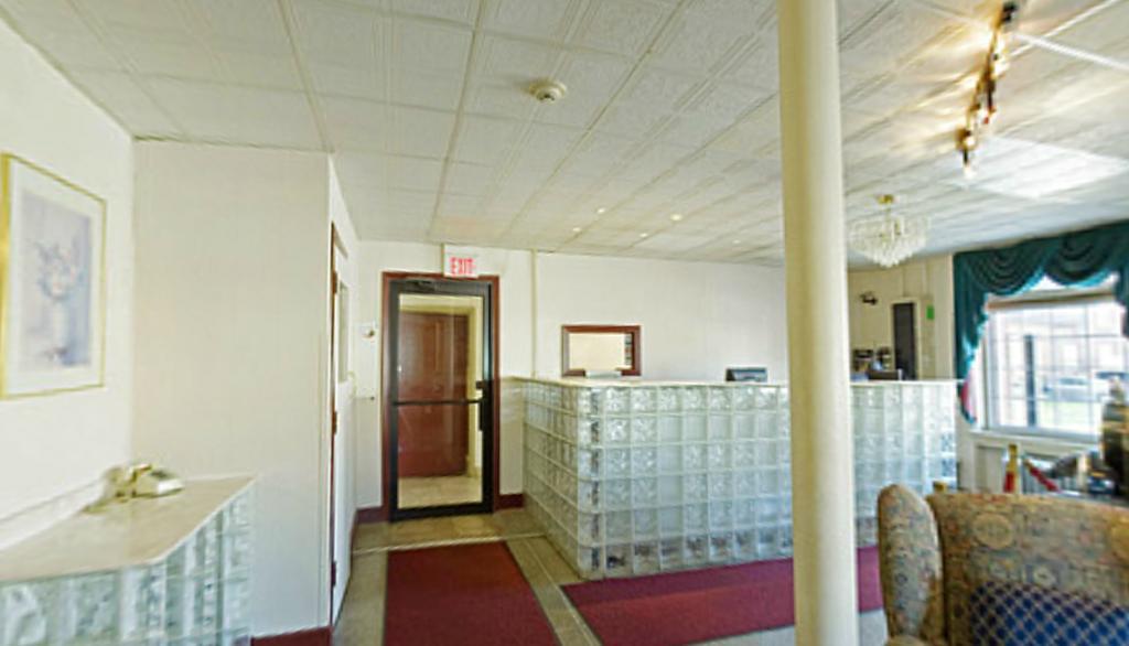 Americas Best Value Inn Dearborn Exterior photo